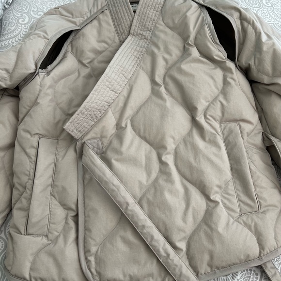 Magnlens women’s Kimono jacket size XS. Fits like a small. - Picture 6 of 13